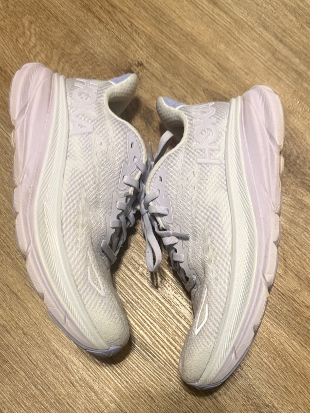 Hoka Clifton 9 Women's Light Lavender/Light Gray Running Sneakers - Picture 3 of 16